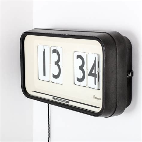 Vintage Flip Clock 